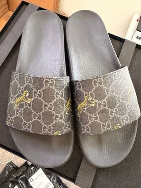 Gucci Black GG Monogram Slides with Yellow Tiger Motif